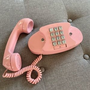 Vintage collectible 1960 pink Princess phone